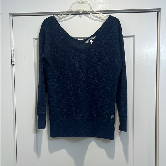 Victoria’s Secret Navy V-Neck Sweatshirt size small. - Picture 1 of 7